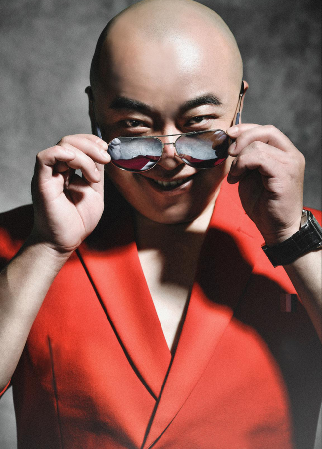 ������̳������˸7��4�ջ��Ƴ�ȫ�µ�������ͷ�塷