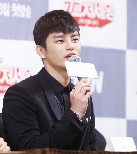 ���ʹ������β������ӱ��ۣ����͹�˾����