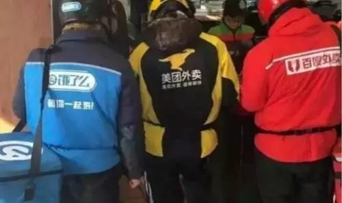 ����׬Ǯ������С��ÿ�������ö���Ǯ ˵�����ܶ��˶�����
