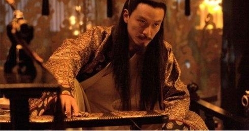 ���Ĵ���������Ӱ�ۣ���俿������35�꣬��ȴȢ��ǰ����