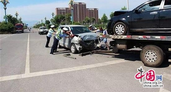 ����������չ��·��ͨ�¹�ģ���ֳ�Ӧ����������