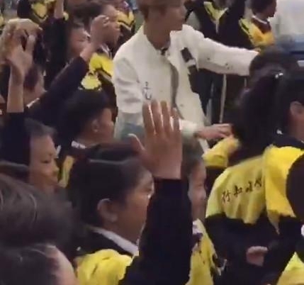 �����Ȱ���Ҫ���������ӣ�¹�������������İ���