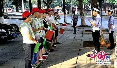 ���½���һ��Ӷ��ǿ����ʻ�����ֽ���ѧϰ����