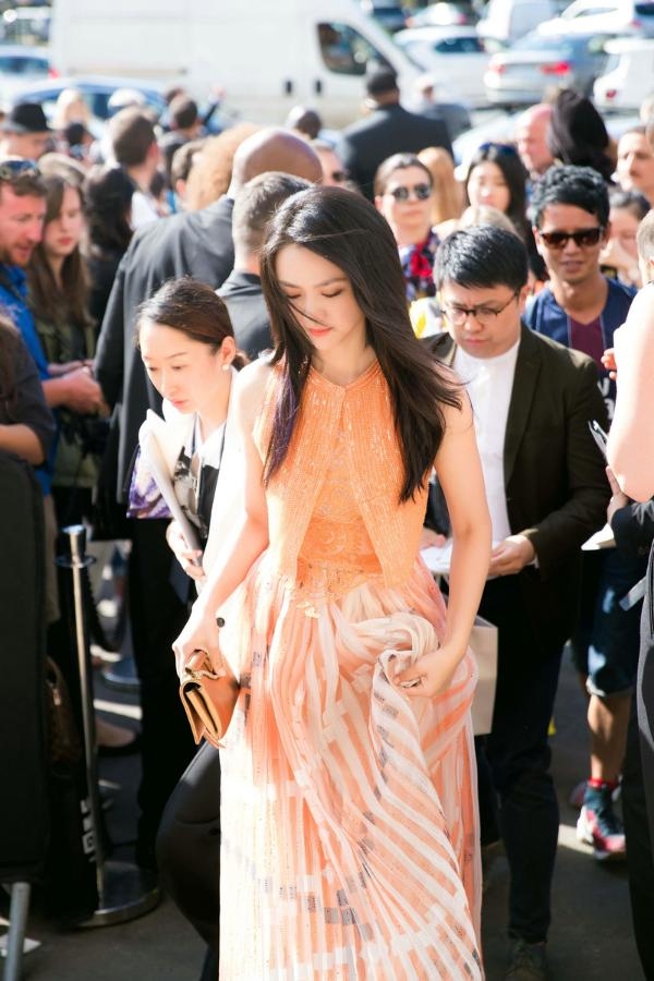 ����ǰ���������Ψ ��Ů��������߶�ʱװ��