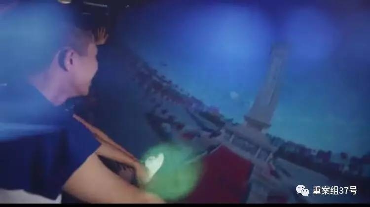 ����һ�οʹӸ�����׹�������ֳ��¹�����˭������