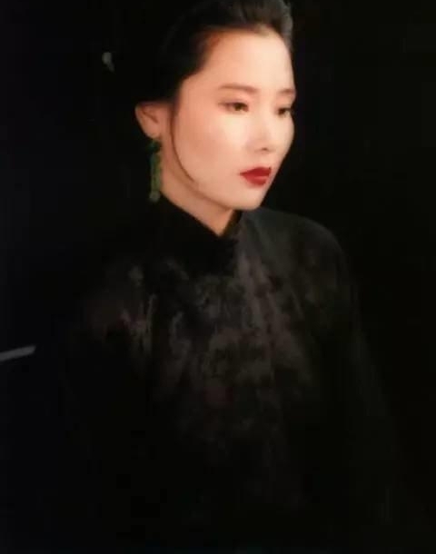 ǡ̫̫רҵԽ̨ӫپ 54 ̴