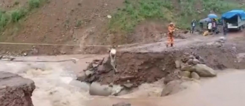 ���ϴ���ʳ��������·�ж� �����ٱ����������