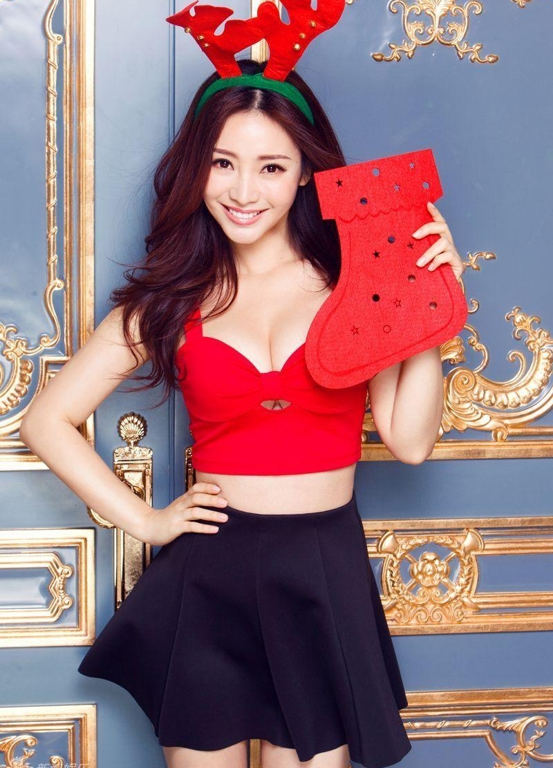 5λ�������ߺ��Ů�ǣ����һλ�����й�����