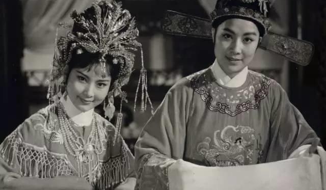 ǡ̫̫רҵԽ̨ӫپ 54 ̴