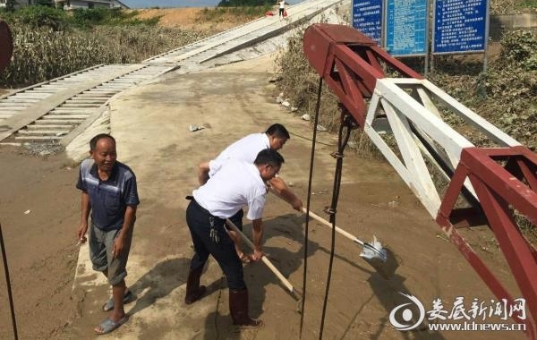 ¦���н�ͨ�����ȫ����չˮ���ֺ��ؽ�����