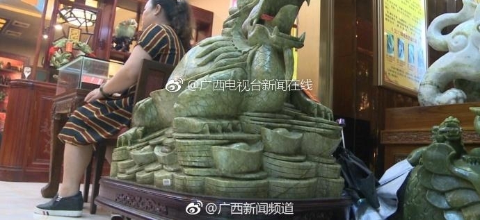 ��·��ĸŮ��30����ת����Ʒ ��Ϊ������＂�??��