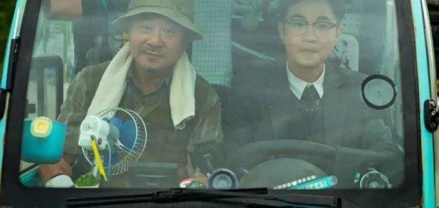 ���۱������ܱ��Ҳ����ۣ�������һ�����Ǹ�С��