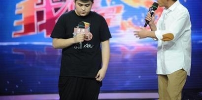 ��СŮ����ʶ3������飬Ϊ���ݾ�����գ�����������ӱ����