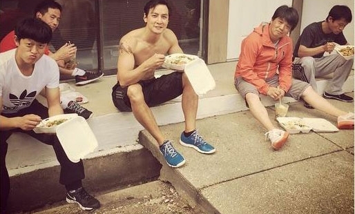 �����Ǿ���з��̵㣺������׵����񹤣����»�������������