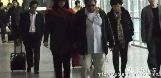 ����Ȧ����ţ���۲ݡ����ү��������л�;�Ȼ����˺�𱦣�