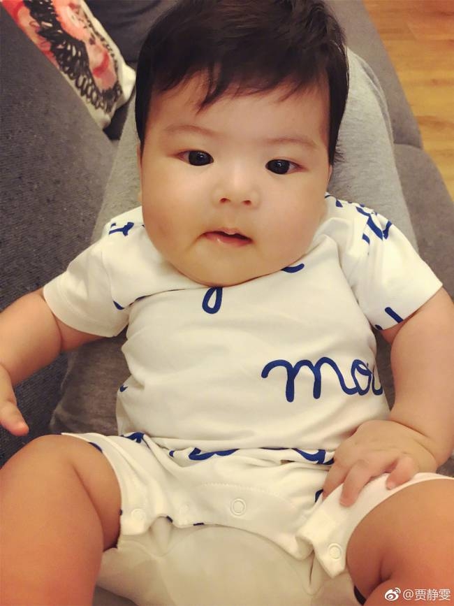 �־�����Ů����4���£�������ͷ�����𾪵��ˣ�