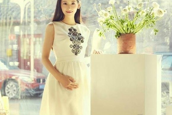 ��������ƣ���һ���̲��ߺ죬����Ϊ��ĸ��Baby������