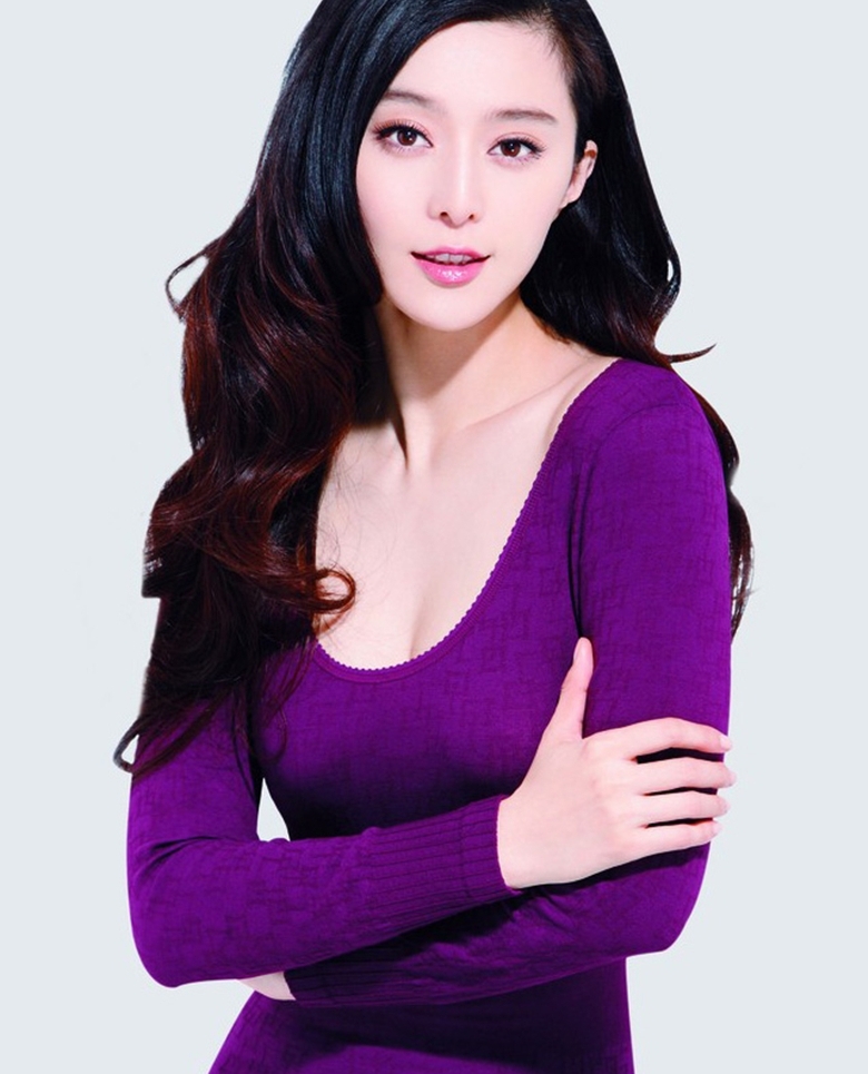 女神范冰冰千奇百怪穿衣风格,第五张和第一张非常受人喜欢,你觉得呢?