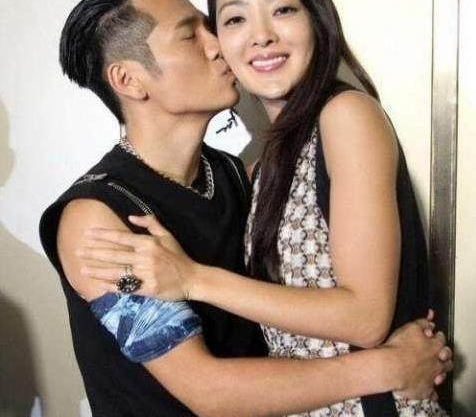 ���ǵ����Ŷ����Լ��ķ�˿������ò���绨�������Σ��ܽ���ŷ�ܣ�