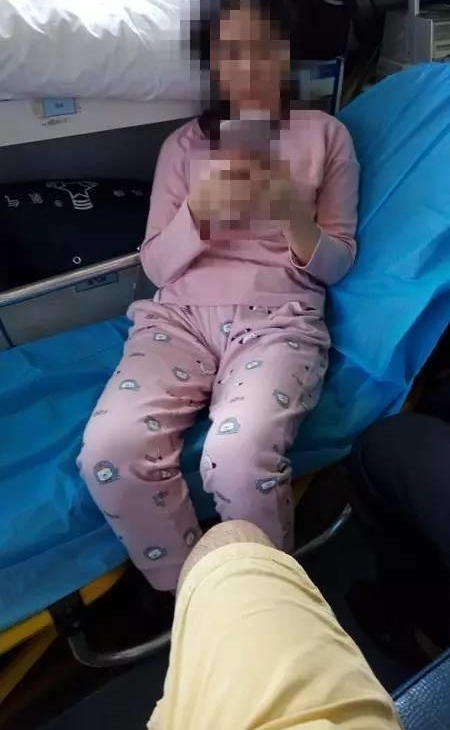 ���ˣ�����һ�������������ֱ�ķ����ҹ���������ӡ��������Ц����