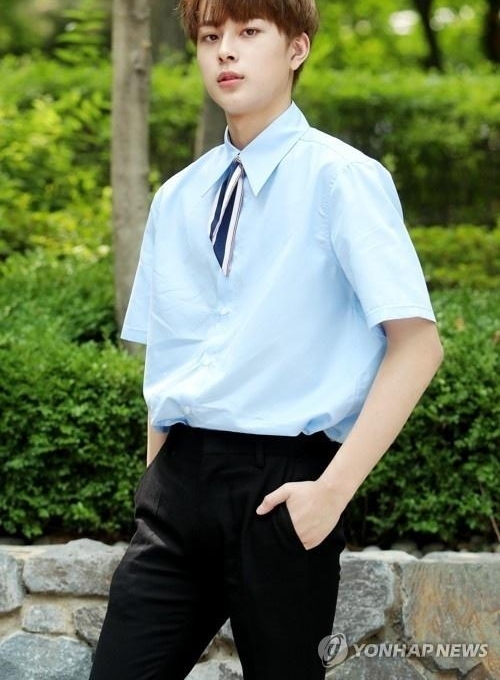 ��Naver�ۺϡ������＂���Խ������ŷ�