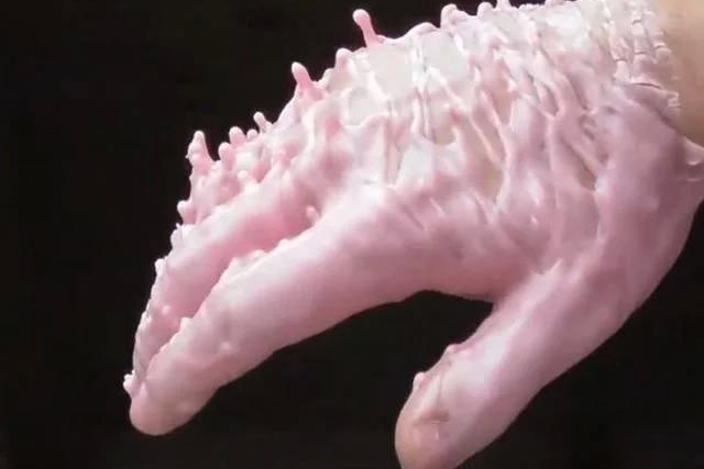 ���ӽ��ڻ����������������ϣ�û�뵽�����ⲻ��˼���һĻ��