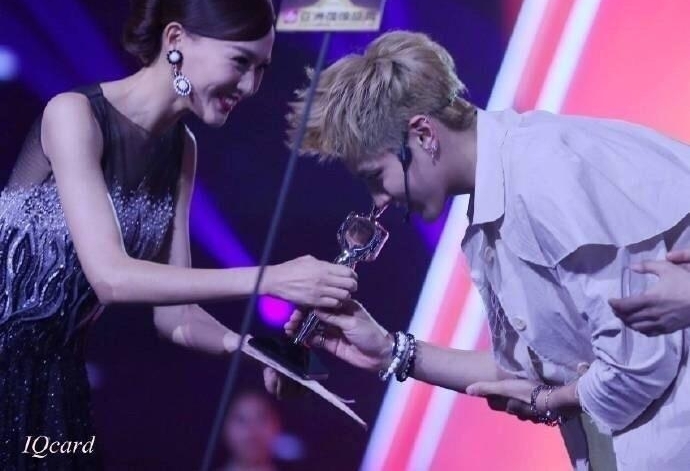 ���ෲ ϸ���������Կ��ó�һ���˵�Ʒ�С�