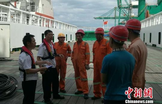福建沿海船舶防台风进入二级响应 所有渡口渡船停航
