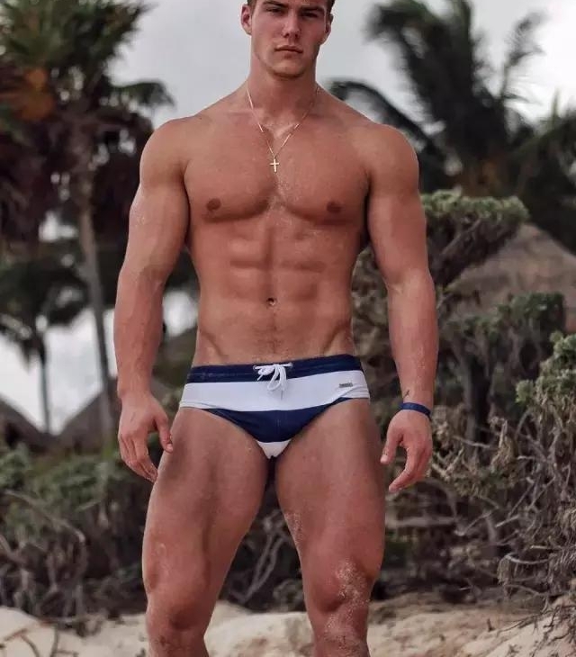 ���������������� Michael Dean