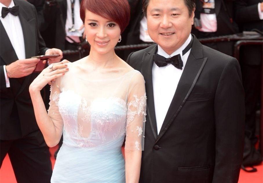 20׺̺߳ü¼ݷԵǰھ