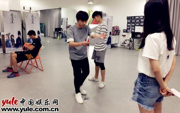 񡷡ͬ2ʱ 󡰵ݡŻŷ