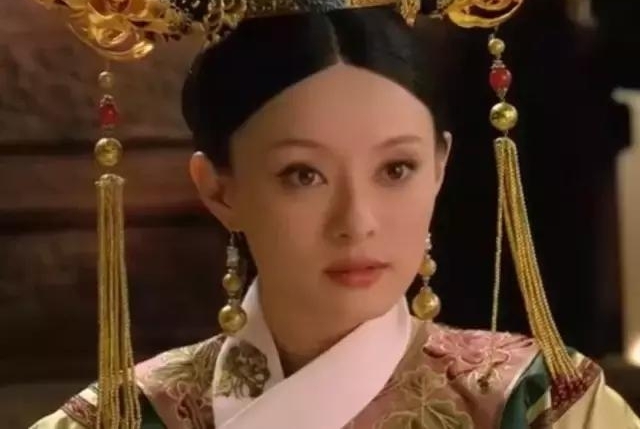 新人王一博捞到好角色,邓超佟大为却要跑龙套?贵圈还得靠背景!