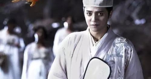 蜜桃说:他被称为亚洲舞王,最后却被三线网红拿下?