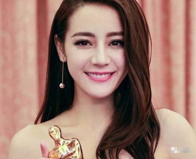 ձŮײȰͳɸУ ٵϰͷֲ