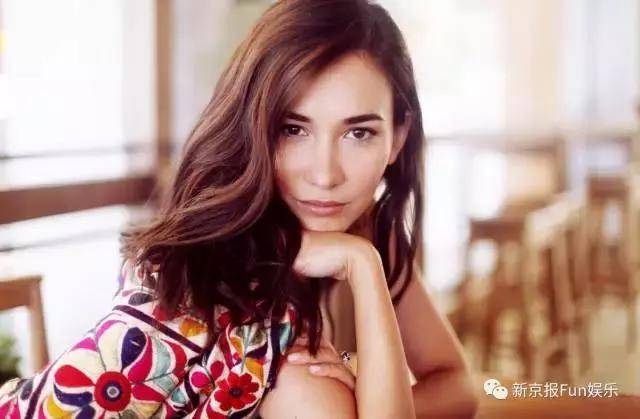 ս2Ů¬Ϊ⾩ˣѪò⳰Ц