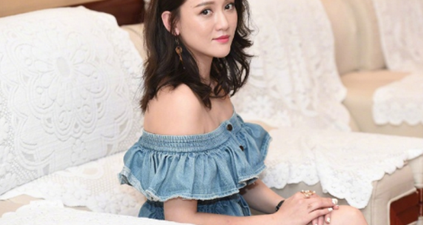 38岁陈乔恩整容失败?下巴变尖,脸部僵硬浮肿