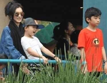 娱乐圈不是所有明星都是土豪生活,他们也有抠门时