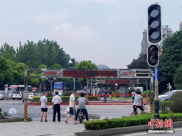 �人���Զ�����ϵͳ������ ＂�?�·����＂�ֳ��¿�