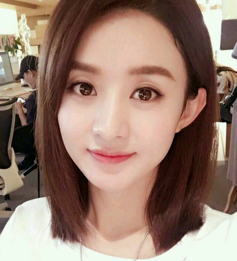 刚刚,赵丽颖晒自拍照,烟火的人间