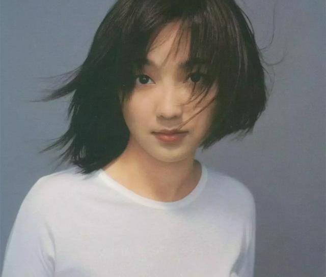 纵使爱情虐她千百遍,陈慧娴依旧怀念初恋