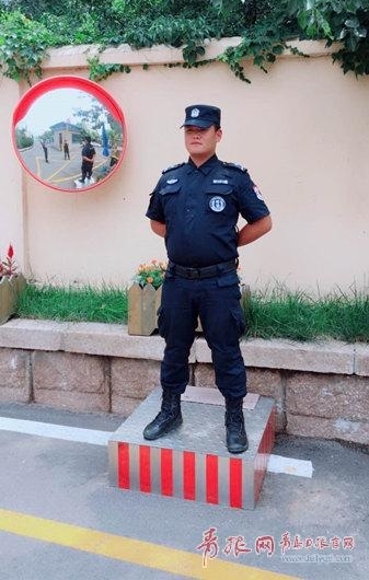 �����ÿ��µ籾��ʢ���ൺ��վ������Ա