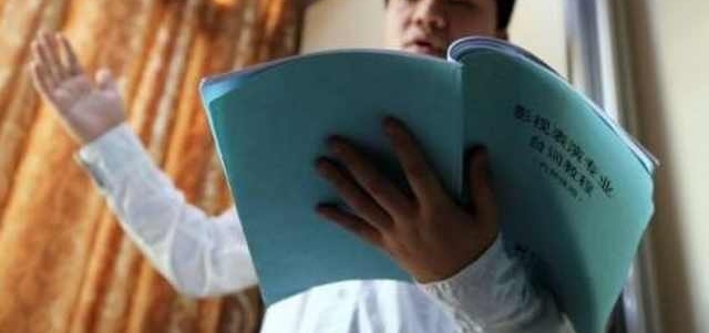 张一山把《余罪》演火了 大家还记得他的弟弟”小雨“吗?