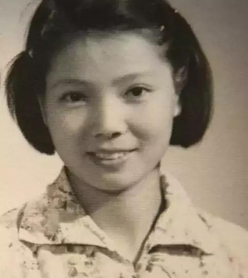 70岁开始健身,80岁当模特,如今年近90岁的她活出少女