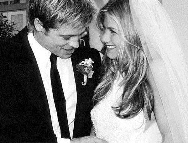 朱莉离婚后忘不了皮特 世上最性感的他和她没能地久天长