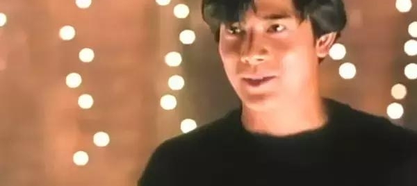 “香港黄金时段,最大阵容电影!群星荟萃,十大天王都在!”