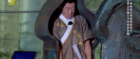 《极限挑战》为防沙溢悲剧再现黄渤一直照顾夏雨,夏雨沦为背景墙