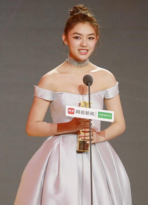 “等号臂”才是最完美手臂,据说宋慧乔杨幂范爷都栽了跟头