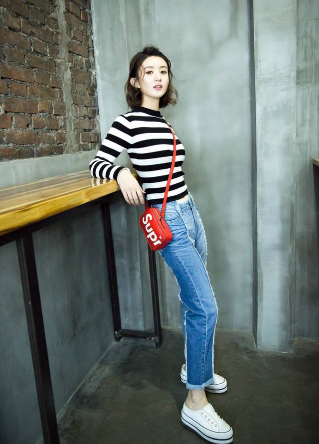 ӱĶ̷Сëˣ Ըأ֣ˬСŮ