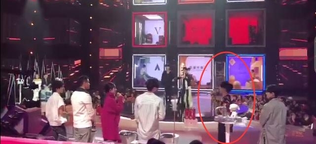 Ѧ֮ǫĿֱŭҺĻˤͲ뿪ֳڻһƬ