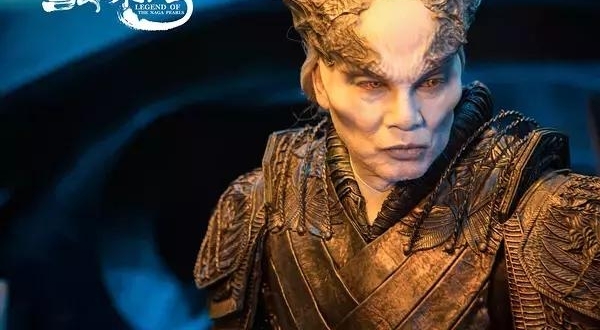 这个暑假名字带狼的电影都赚翻了,模仿捉妖记的电影死的老惨了